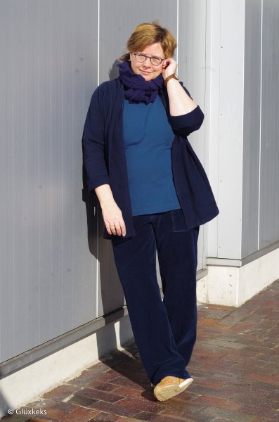 Cordjersey  JUNA marineblau